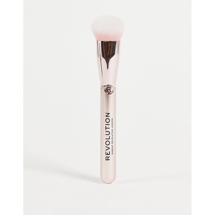 Revolution Create schuine foundationkwast-Geen kleur