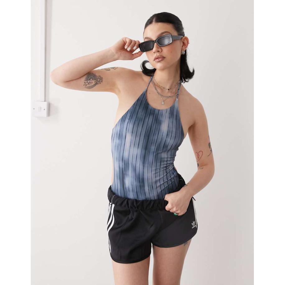 Weekday Badpak met halternek en open achterkant met striksluiting in blauwe streepprint Blauw