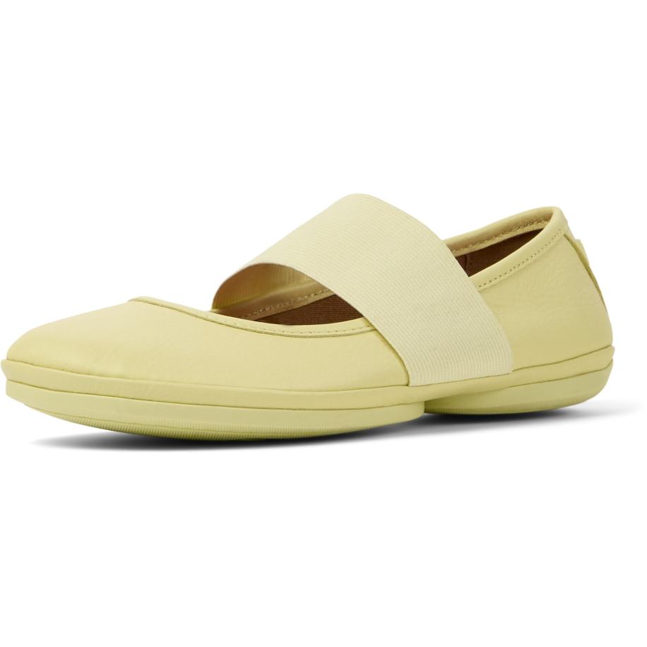 Camper CAMPER Ballerina met riempjes Right Nina pasteelgeel -