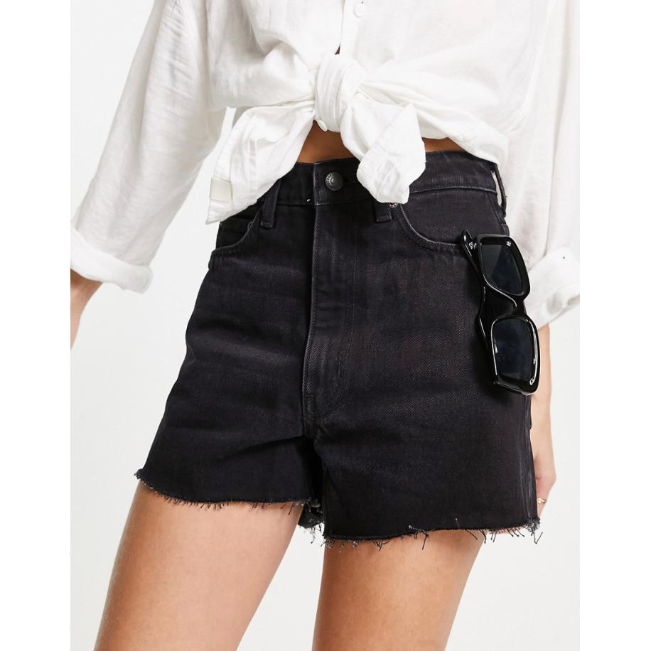 Weekday Rowe Denim mom short met hoge taille in zwart Zwart