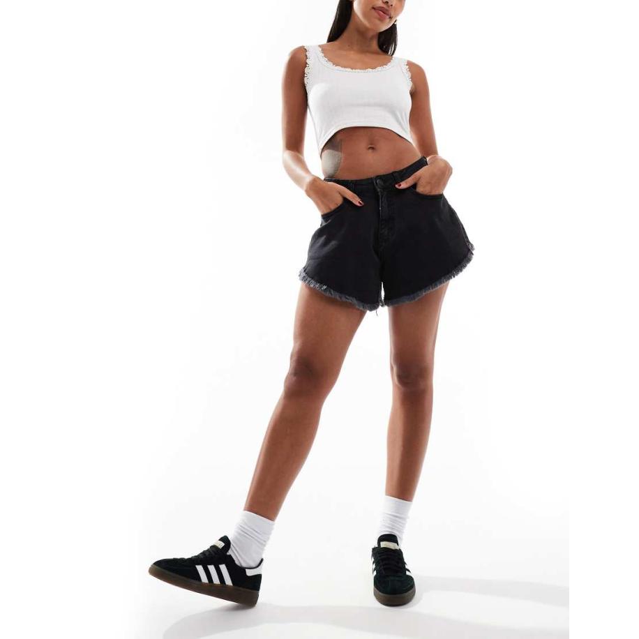 DTT Zwierige denim short in verwassen zwart Zwart