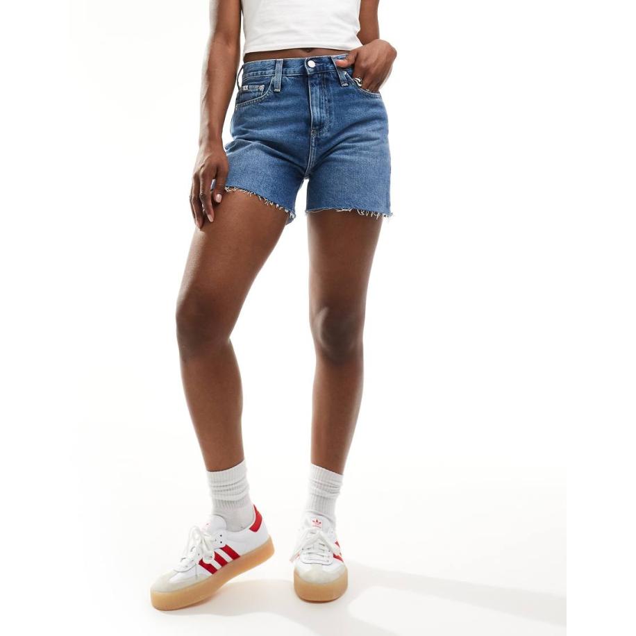 Calvin Klein Jeans Denim mom short in mid-wash blauw Blauw