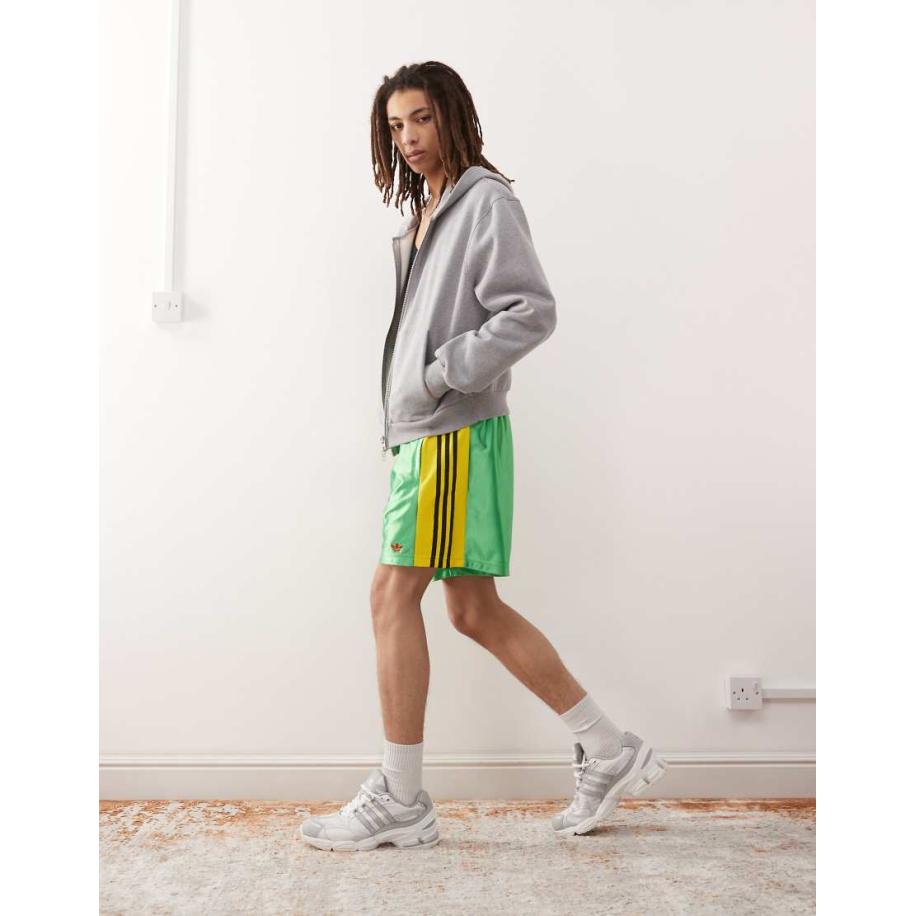 adidas Originals - Boks short in groen en geel Groen