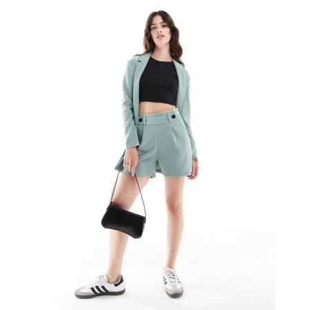 JDY Elegante short in groenblauw, deel van co-ord set