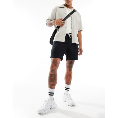 Weekday - Olsen - Regular-fit short van linnenmix in zwart