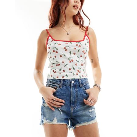 Stradivarius Gescheurde denim short in donkerblauw