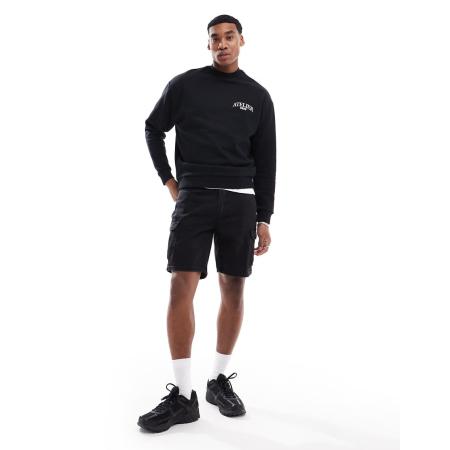 DTT - Oversized denim cargoshort in zwart