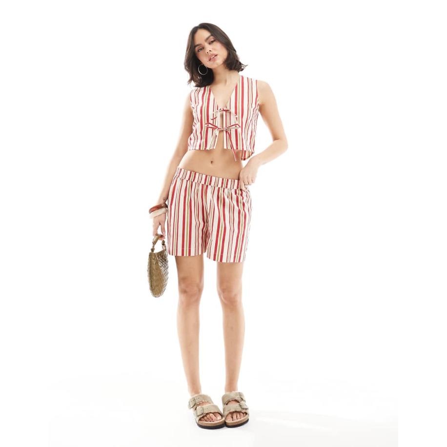 Wednesday's Girl Gestreepte shorts in boxershort-stijl in multi, deel van co-ord set-Veelkleurig Multicolor