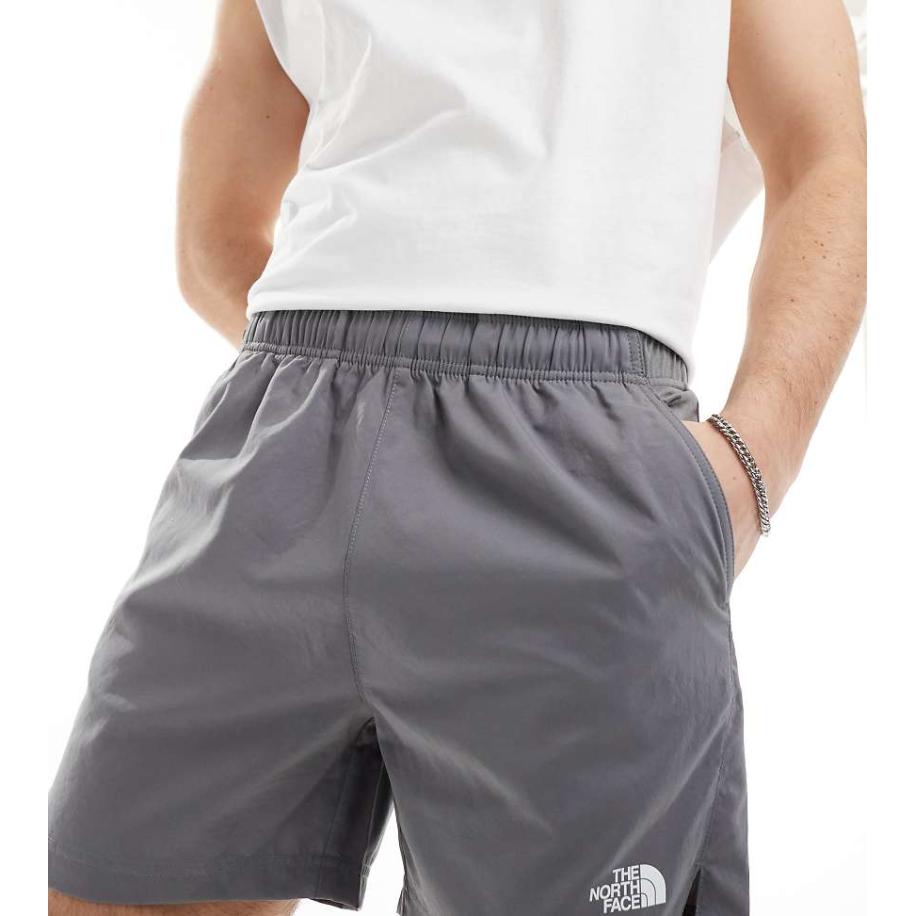 The North Face - 24/7 - 5 inch short in grijs Grijs