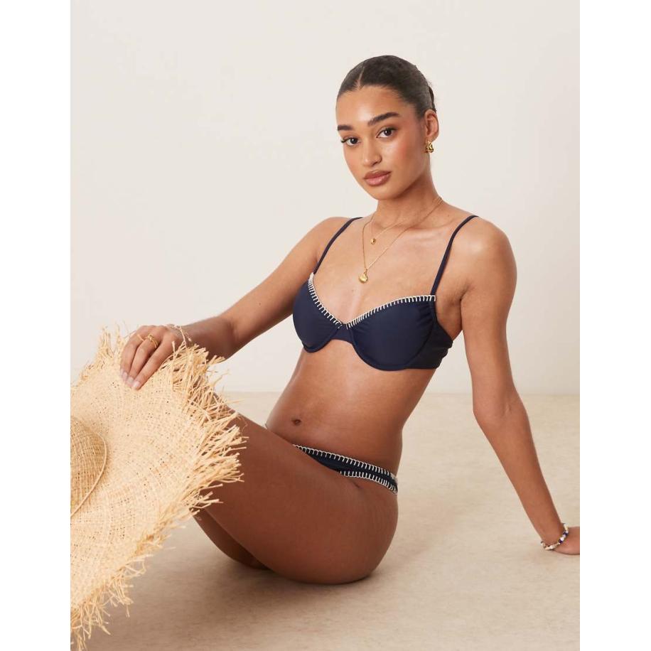 Stradivarius Balconette-bikinitopje met stiksels in marineblauw en wit-Veelkleurig Multicolor