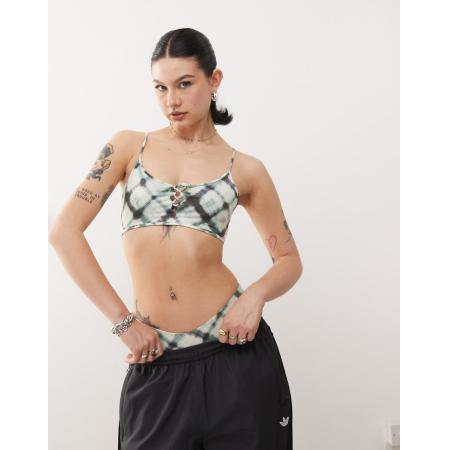 Monki Mix en match Bikinitop met lage ronde hals en gestrikte voorkant in vervaagde ruitprint-Veelkleurig