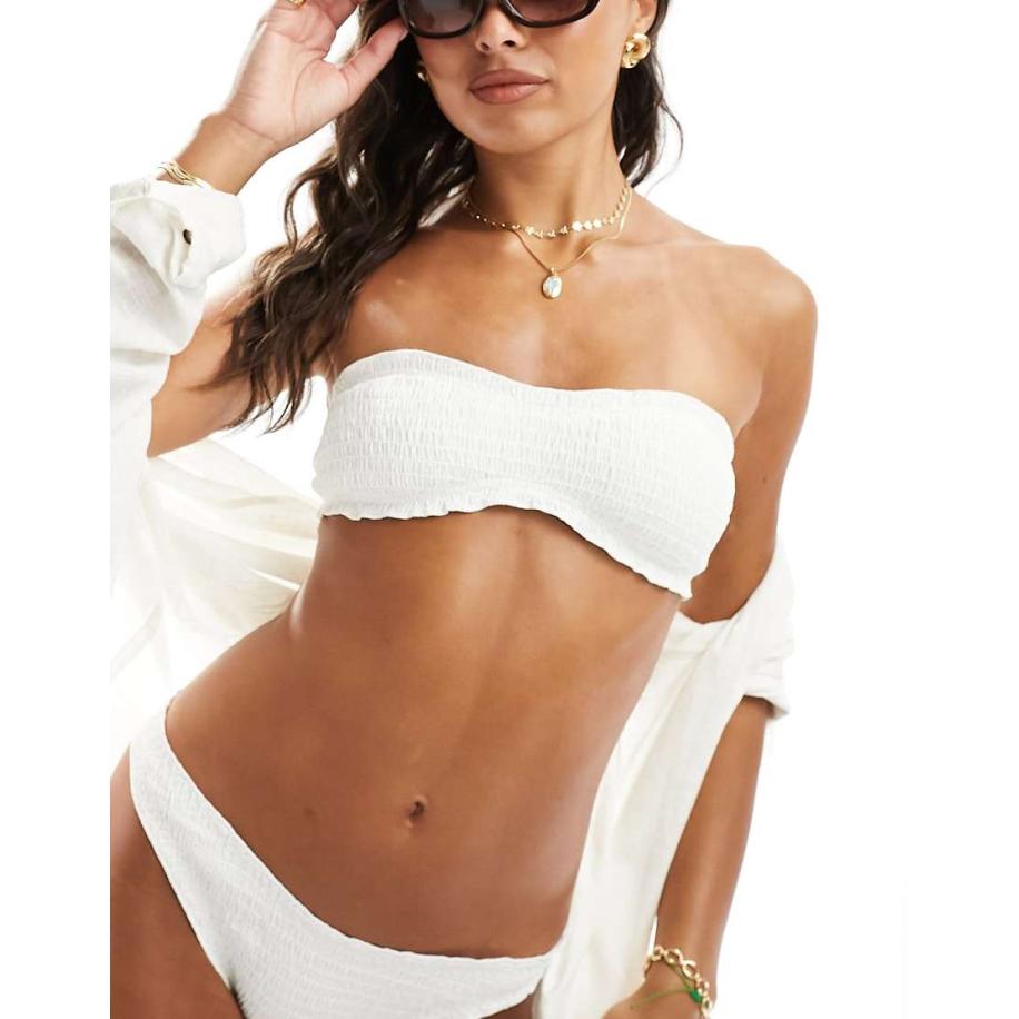 ASOS DESIGN Bandeau-bikinitop van seersucker-stof met golvende randjes in ivoorwit Wit