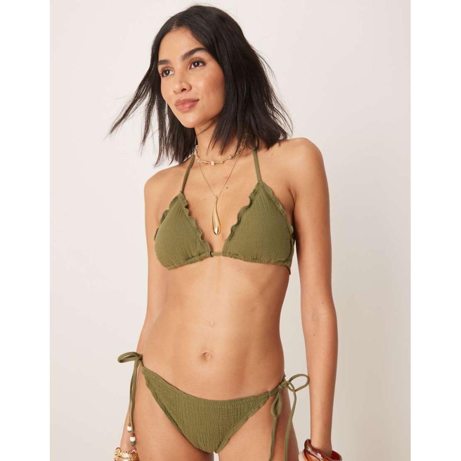 Stradivarius Bikinitop met textuur in kaki-Groen Groen