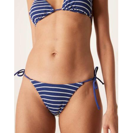 Free Society Gestreept bikinibroekje van kreukstof met gestrikte zijkanten in marineblauw