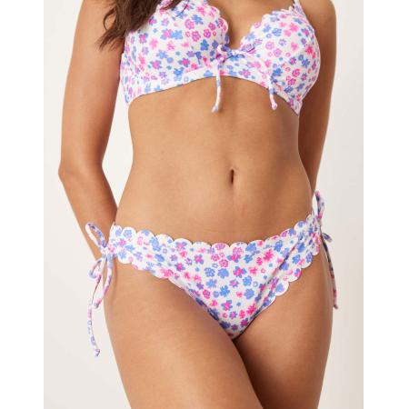 Peek & Beau Vollere Cupmaten Bikinibroekje met geschulpte rand en fijne print in multi-Veelkleurig