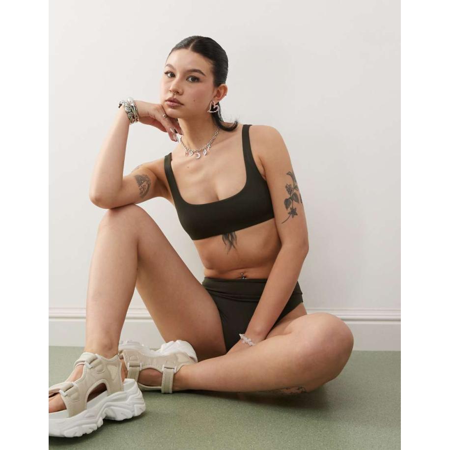 Weekday Sand Mix en match Bikinitopje met lage ronde hals in donkergroen, exclusief bij ASOS Groen