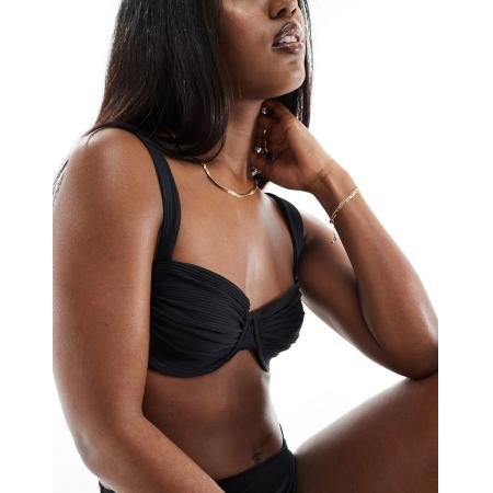 Hollister Geribbeld bikinitopje met beugels in zwart, deel van co-ord set