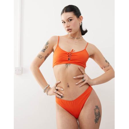 Monki Mix en match Triangel bikinibroekje in perzikkleur-Oranje