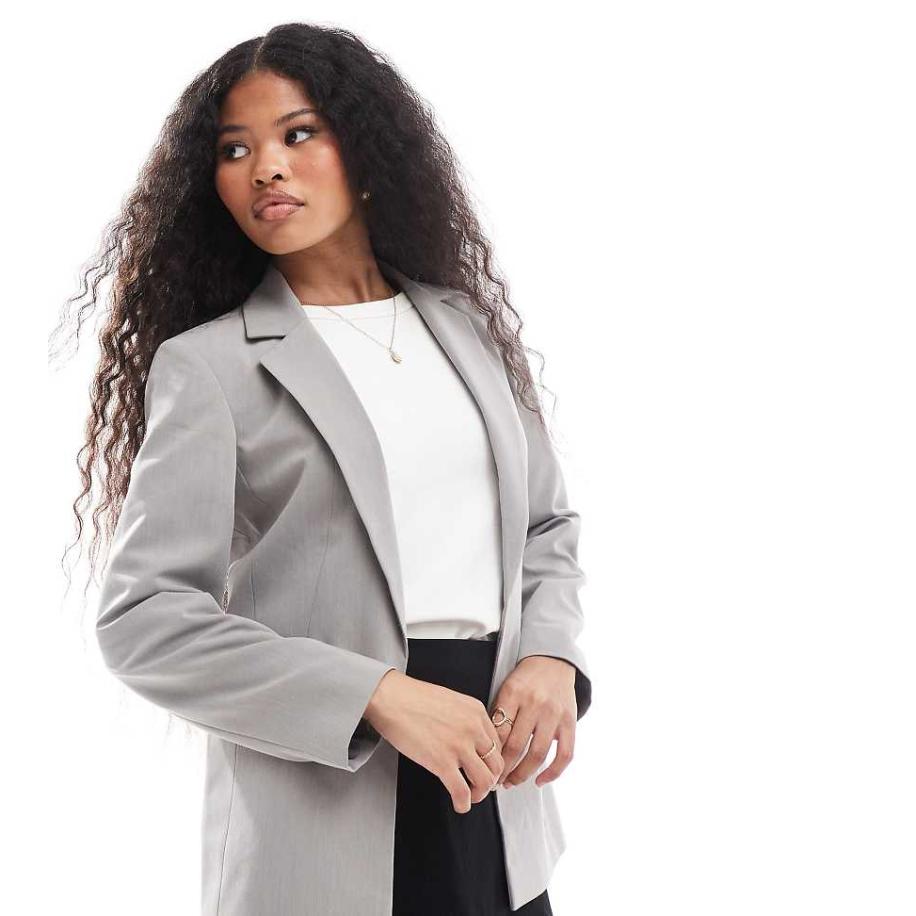 Miss Selfridge Petite Ruimvallende essential blazer in grijs Grijs