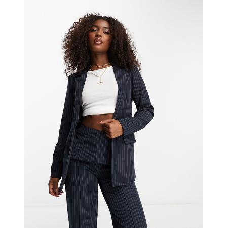 Pieces Elegante blazer in marineblauw met krijtstreep, deel van co-ord set