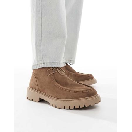 ASOS DESIGN - Veterlaarzen met dikke zool en mocassinnaad in bruin suède
