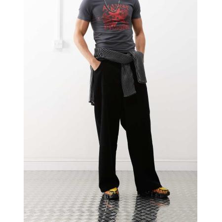 COLLUSION - Corduroy skaterbroek in zwart