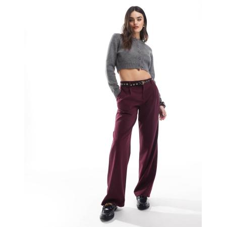 Bershka Elegante broek met wijde pijpen en lage taille in bordeauxrood