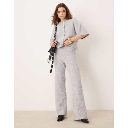 Pretty Lavish Geribbelde gebreide broek in grijs, deel van co-ord set