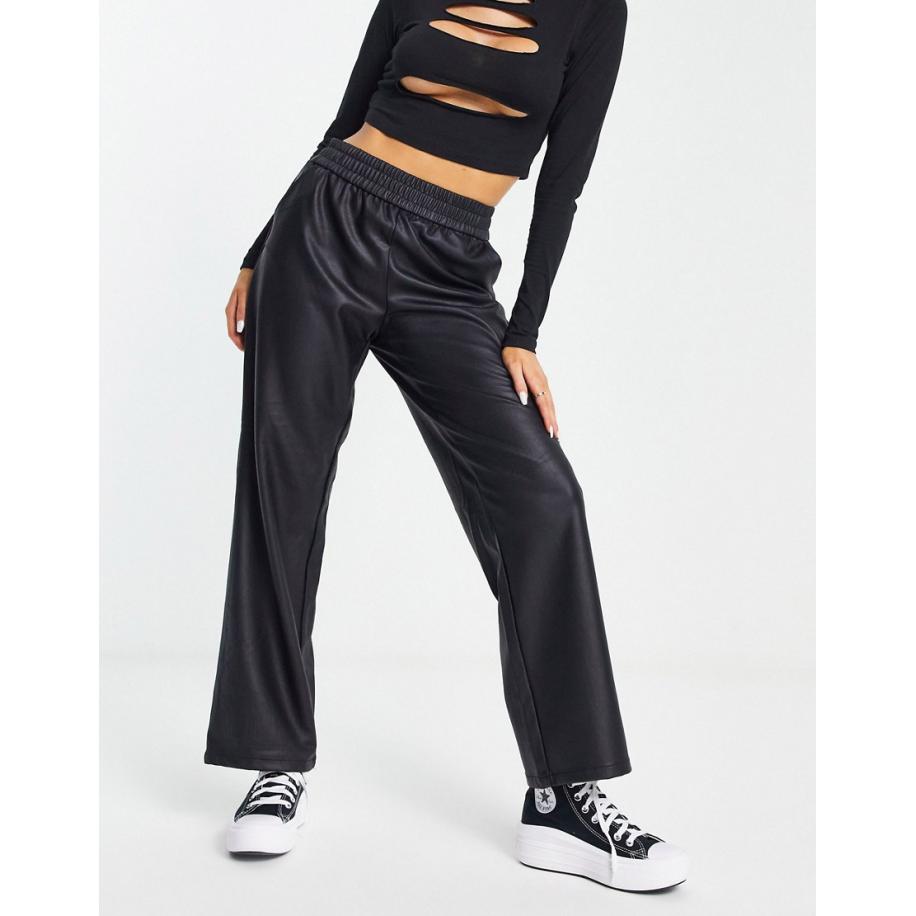 Only Broek met rechte pijpen en elastische taille van imitatieleer in zwart Zwart