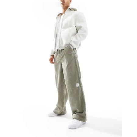 ASOS DESIGN - Superbaggy broek van corduroy in groen met contrasterende stiksels