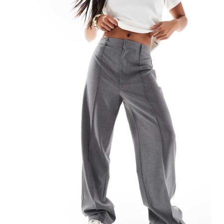 Pull & Bear Petite Elegante broek met rechte pijpen en naad aan de voorkant in grijs