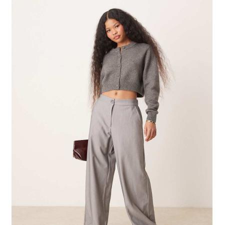 ASOS DESIGN Petite Elegante dad broek met wijde pijpen in grijs