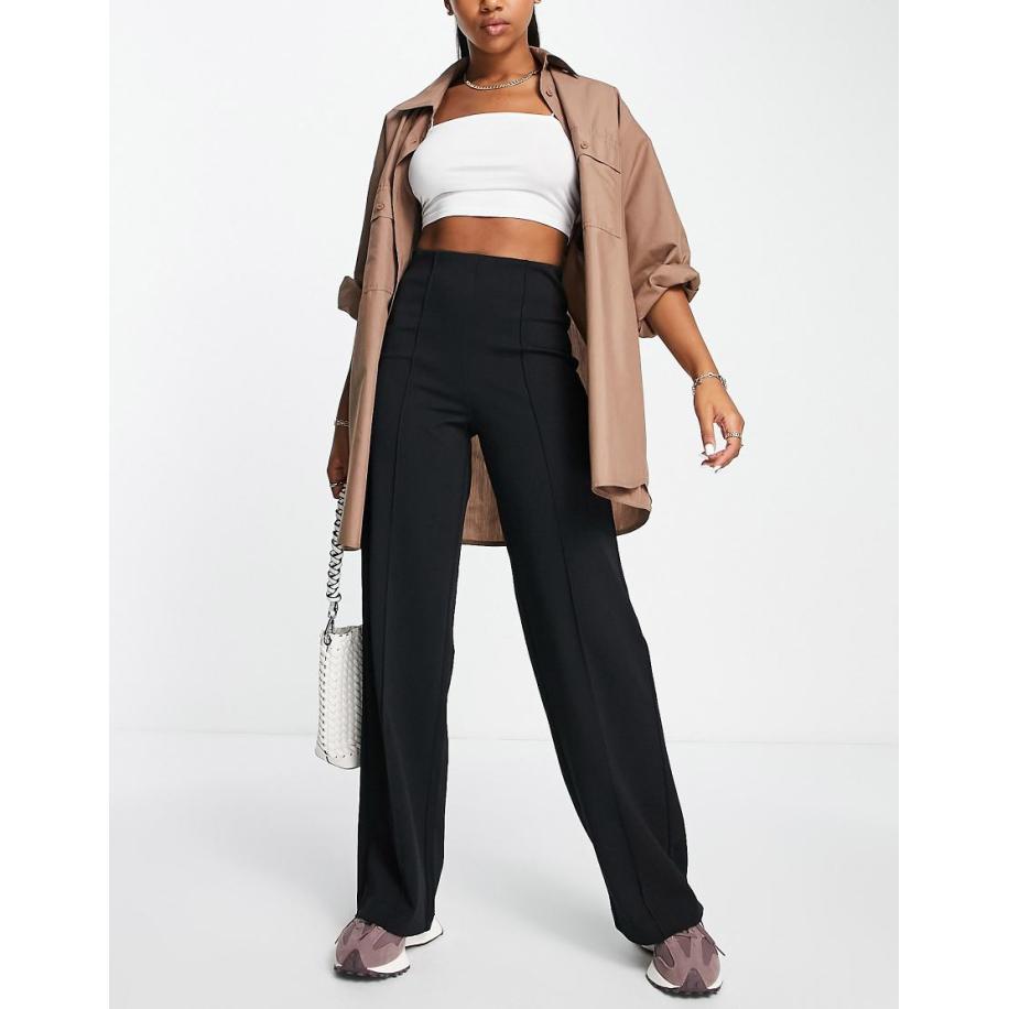 Vero Moda Broek met wijde pijpen en geplooide voorkant in zwart Zwart