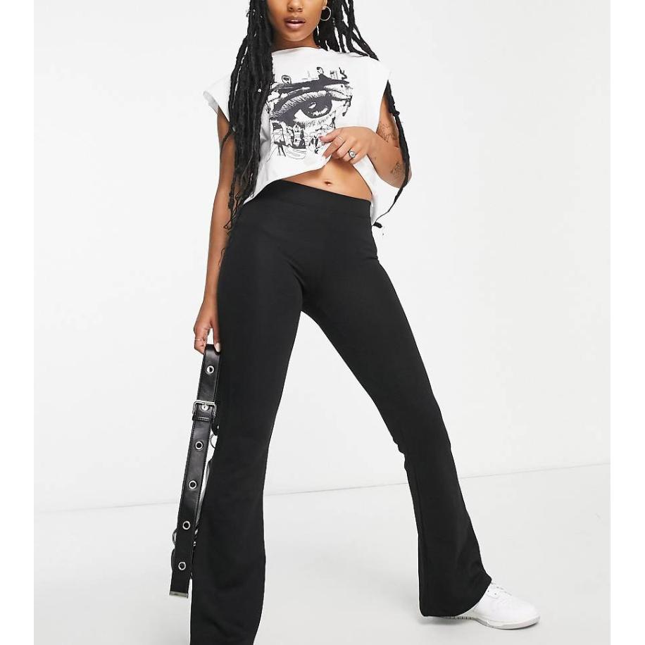 Only Petite Flare broek met hoge taille in zwart Zwart