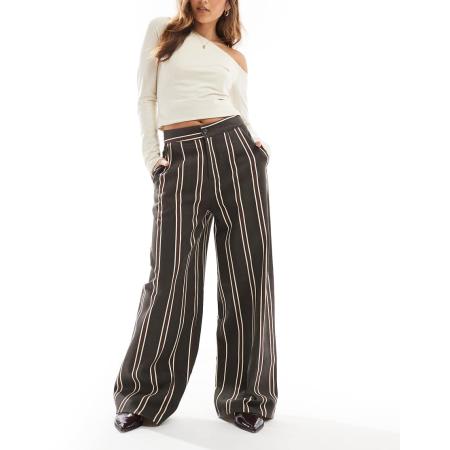 Wednesday's Girl Gestreepte broek met wijde pijpen in bruin