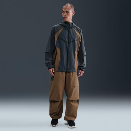 Nike Tech geweven oversized herenbroek - Bruin