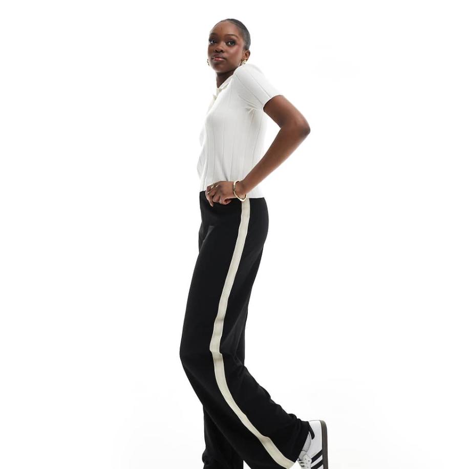 Vero Moda Tall Losse broek met elastische taille en zijstreep in zwart Zwart