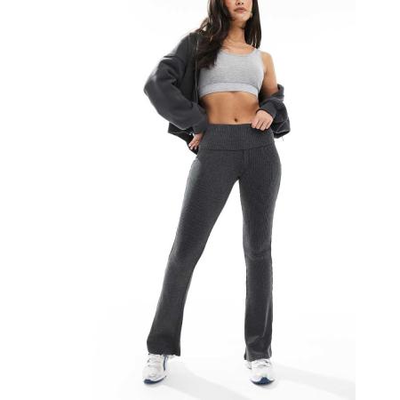 Monki Geribbelde flare-broek met omgeslagen tailleband in zwart