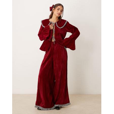 Neon Rose Broek van gekreukt fluweel met wijde pijpen in bordeauxrood, deel van co-ord set