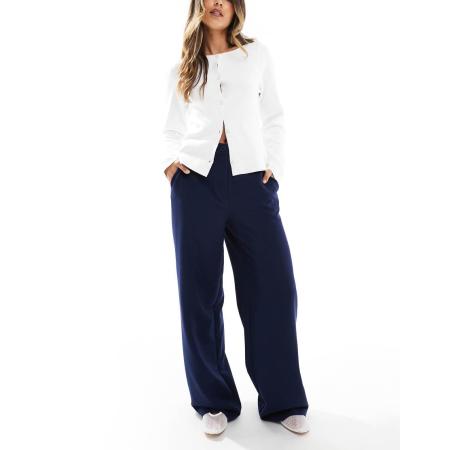 Pieces Dad broek met wijde pijpen en riemlussen in marineblauw