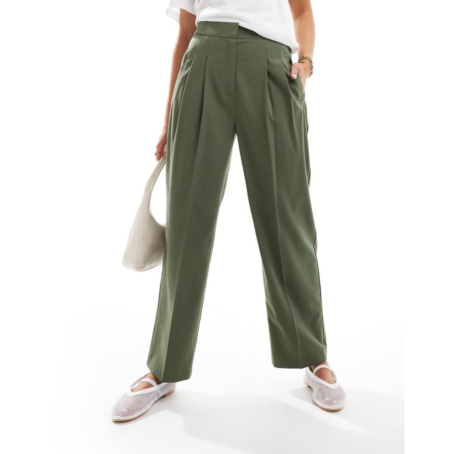 ASOS DESIGN Elegante smaltoelopende broek in kaki-Neutraal Multicolor