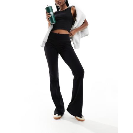 Stradivarius Vormgevende flares met brede tailleband in zwart