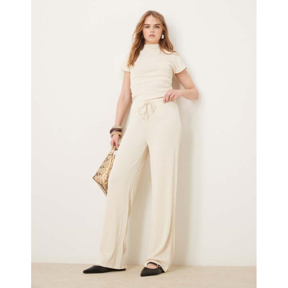 VILA Stretchbroek met wijde pijpen in crème, deel van co-ord set-Wit Wit