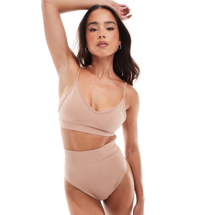 ASOS DESIGN Premium Vormgevende cropped bh in beige-Neutraal Multicolor