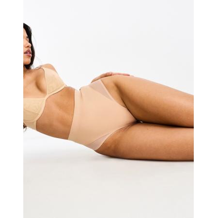 ASOS DESIGN Medium corrigerende en vorm gevende string van mesh met hoge taille in beige-Neutraal