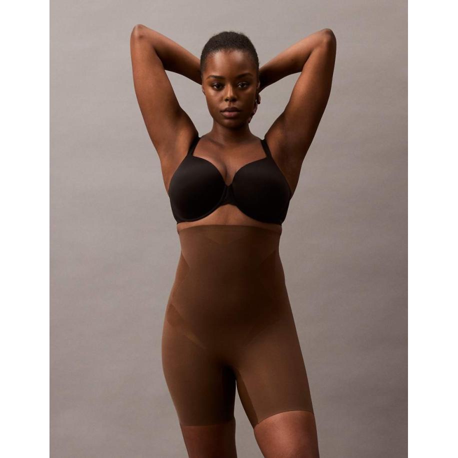 Calvin Klein Corrigerend ondergoed Stevige corrigerende mesh shorts in bruin Bruin