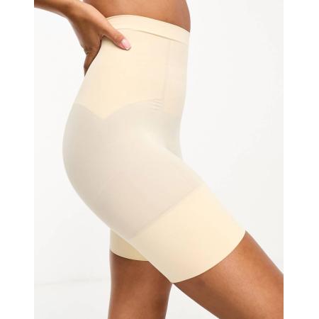 Dorina Absolute Sculpt Naadloze sterk corrigerende short met hoge taille in beige-Neutraal