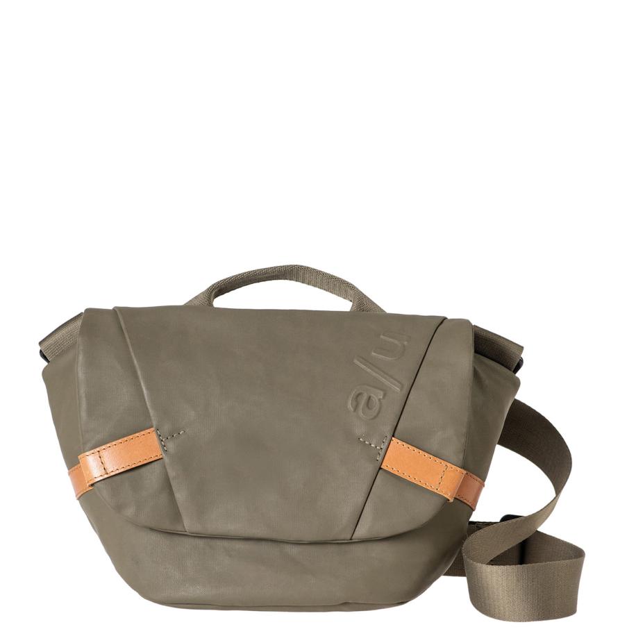 Aunts & Uncles Kazo fallen rock Grijs