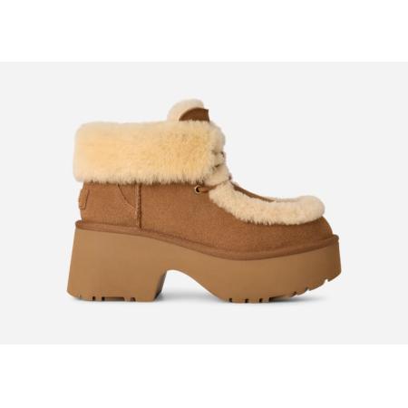 UGG® Classic Esmee Lace Up-laars in Brown, Maat 39, Suede