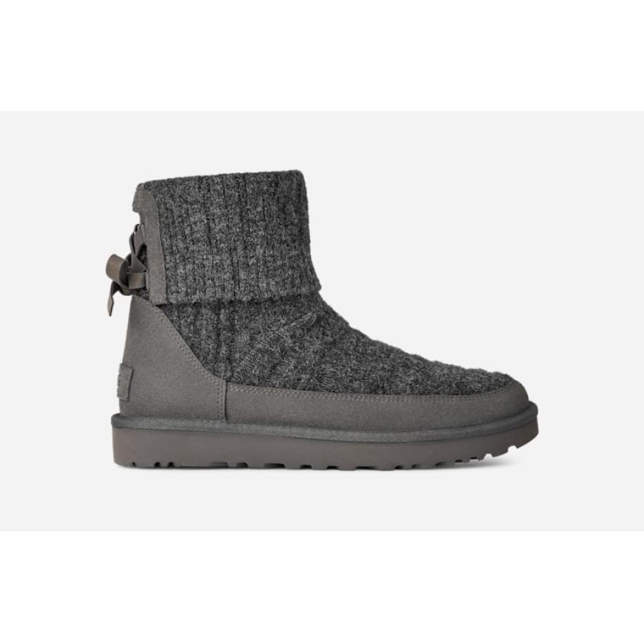 UGG® Classic Mini Cabelle Knit Boot in Moon Gray, Maat 36, Suede/Breien Grijs